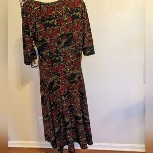 LulaRoe 3x dress Nicole Style in a funky black, green and burgundy geometric
